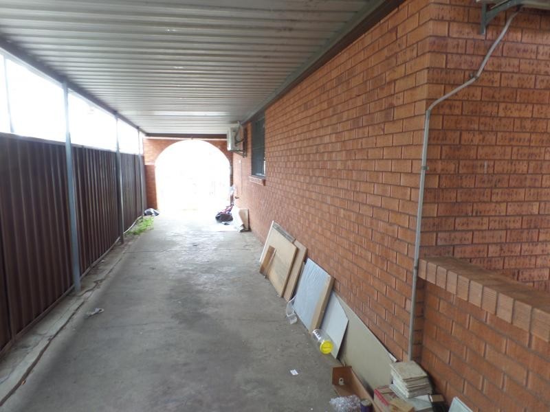 AVISFORD ST, Fairfield NSW 2165