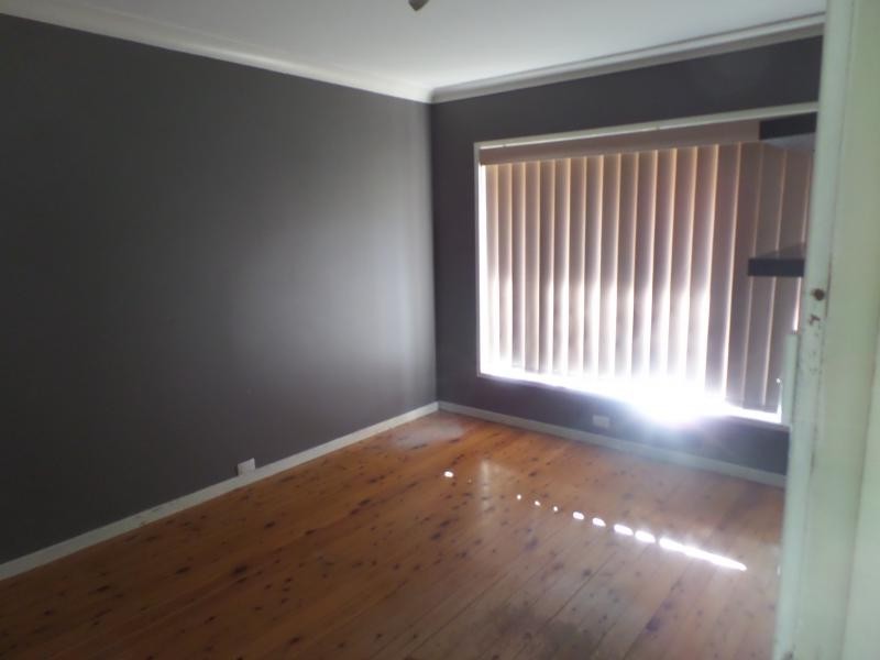 Phyllis Street, Minto NSW 2566