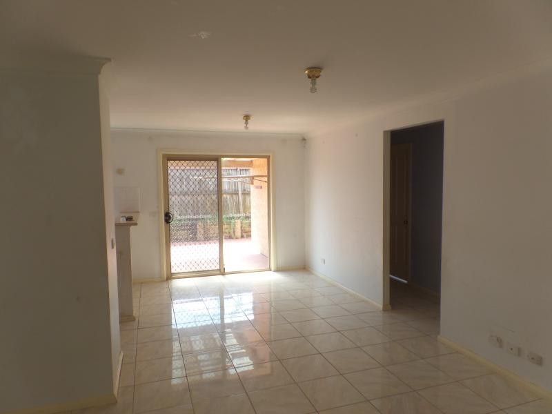 , Fairfield West NSW 2165