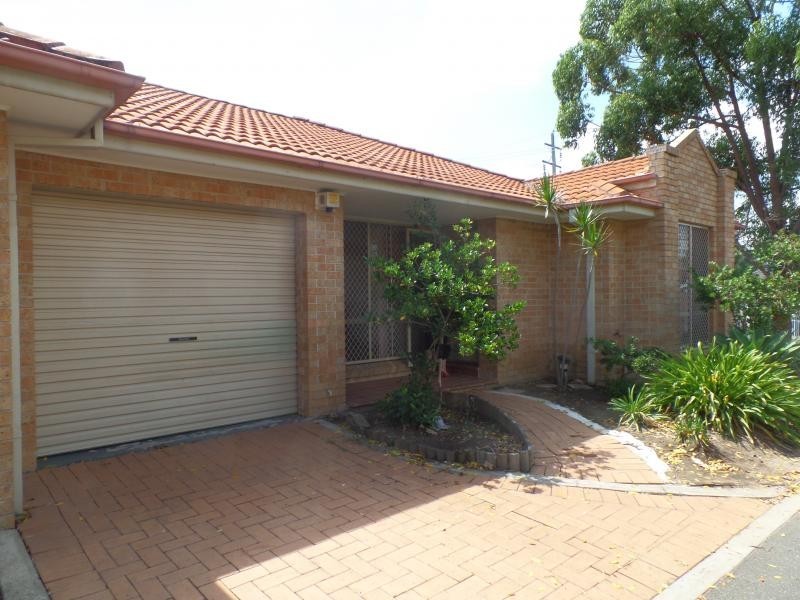 , Fairfield West NSW 2165