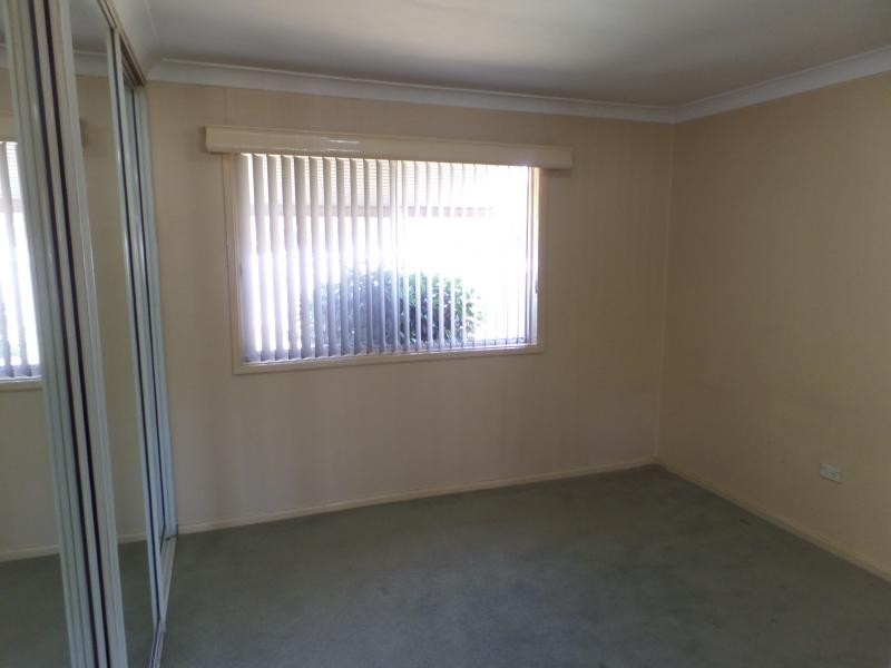 KING RD, Fairfield West NSW 2165