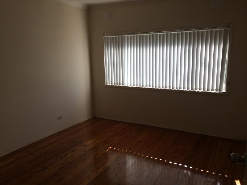 , Fairfield West NSW 2165