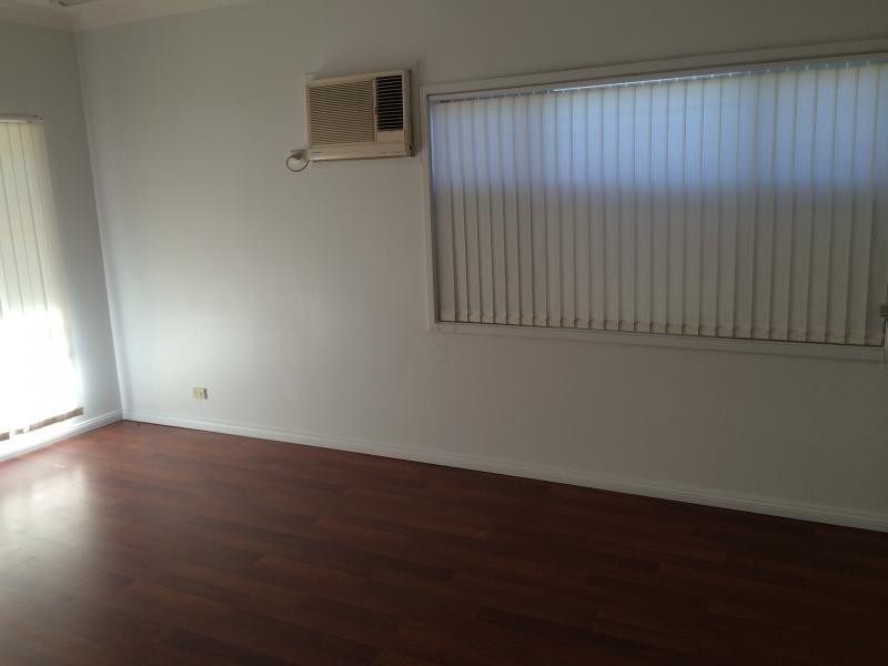 , Fairfield West NSW 2165