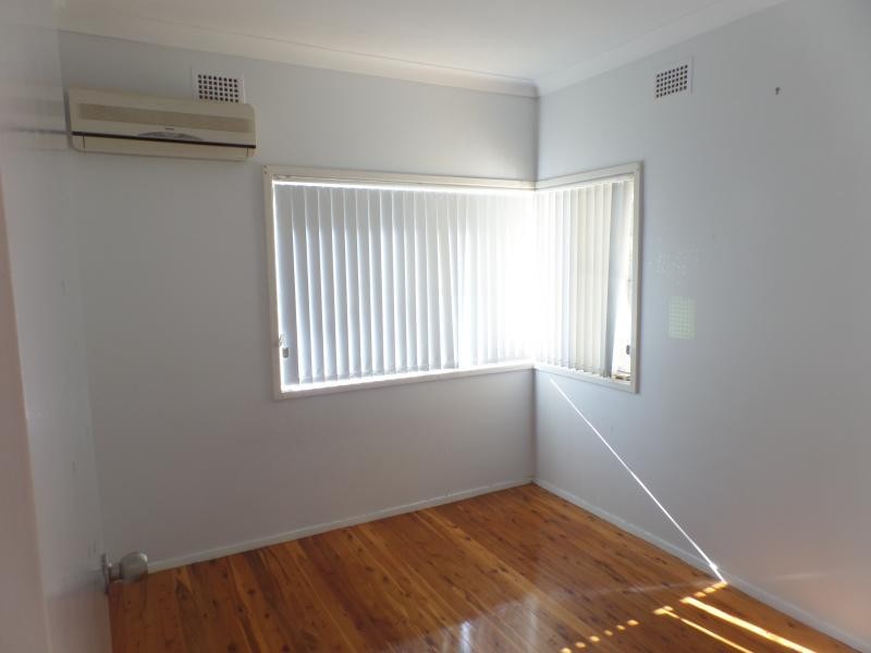 , Fairfield West NSW 2165