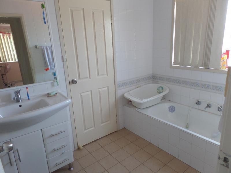 MALLACOOTA STREET, Wakeley NSW 2176