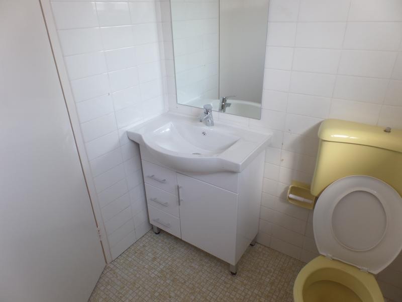 Hamilton Rd, Fairfield NSW 2165