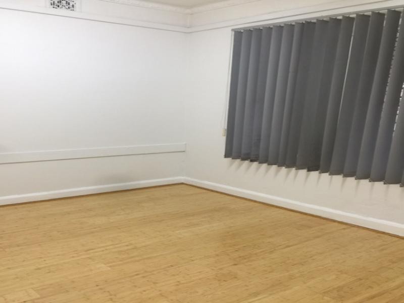 HAMILTON RD, Fairfield NSW 2165