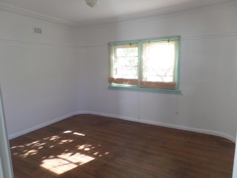 , Fairfield East NSW 2165