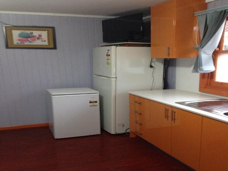 RIVERVIEW AV, Fairfield NSW 2165