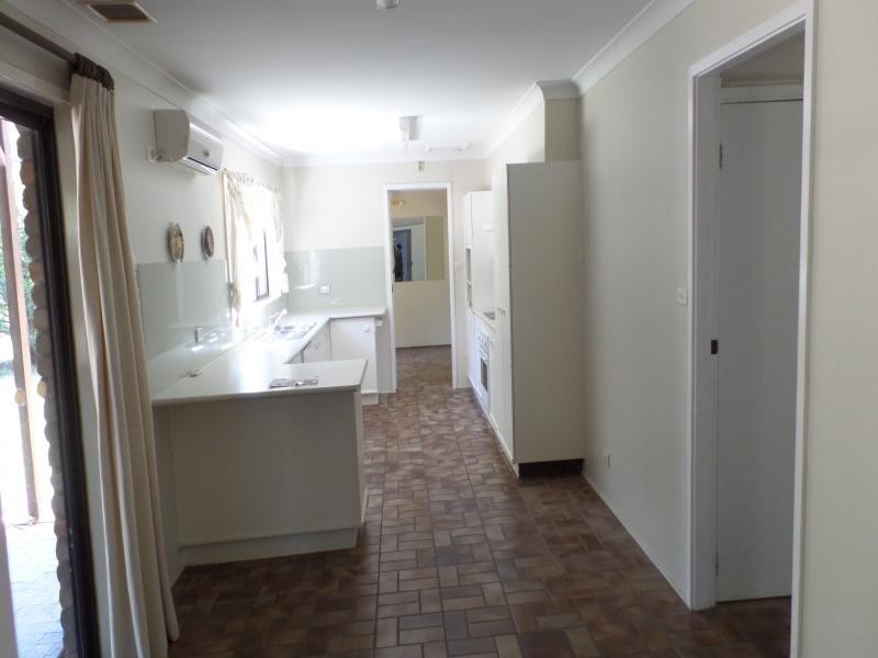 GOODSIR CLOSE, Rossmore NSW 2557