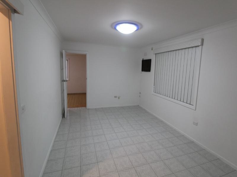 , Fairfield West NSW 2165
