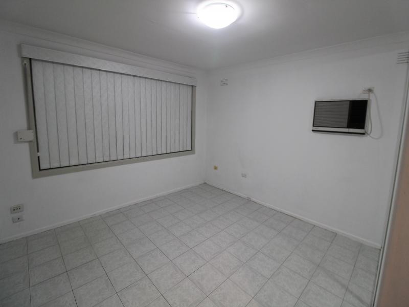 , Fairfield West NSW 2165