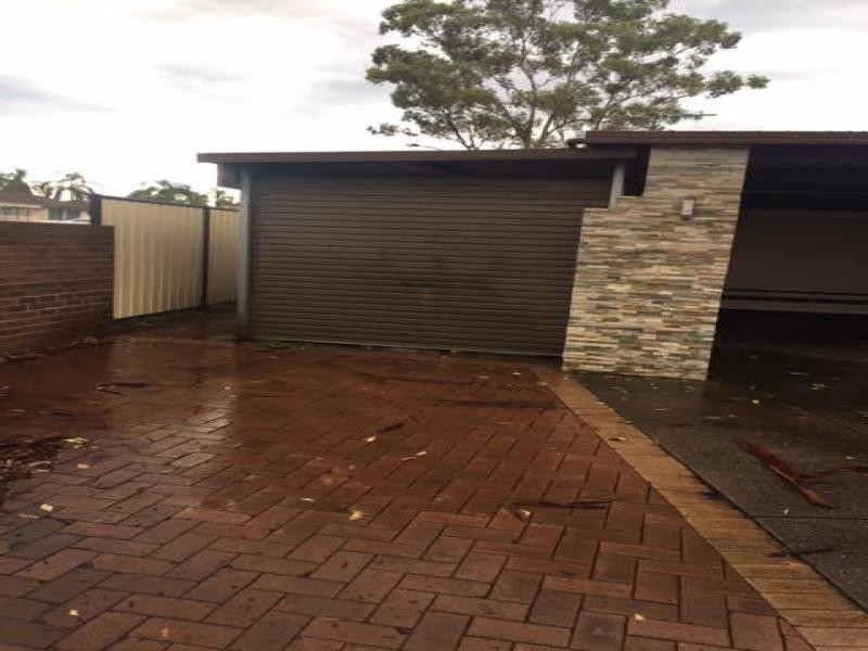 608 SMITHFIELD RD, Greenfield Park NSW 2176