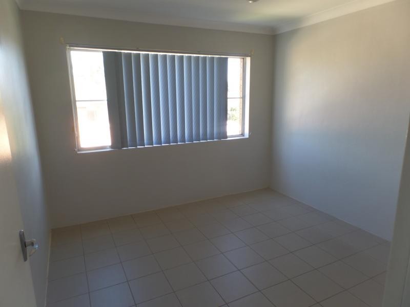 37 NELSON ST, Fairfield NSW 2165