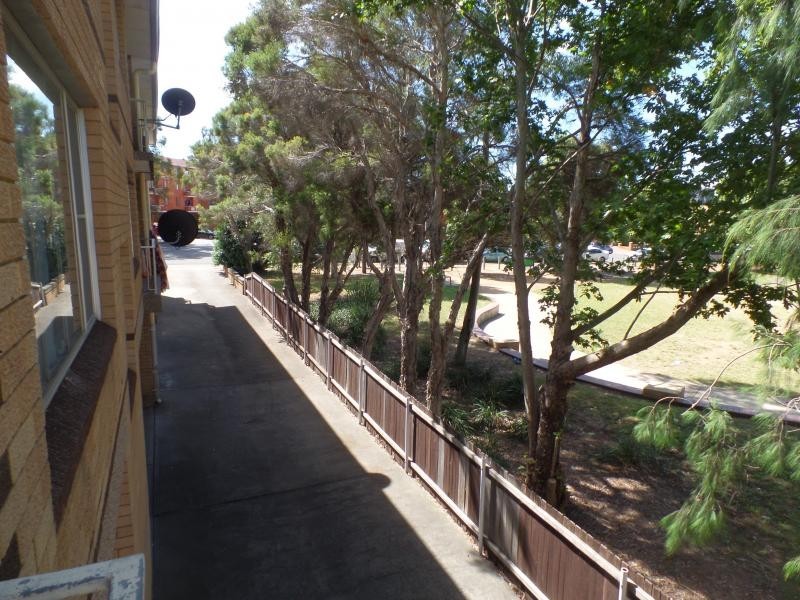 37 NELSON ST, Fairfield NSW 2165