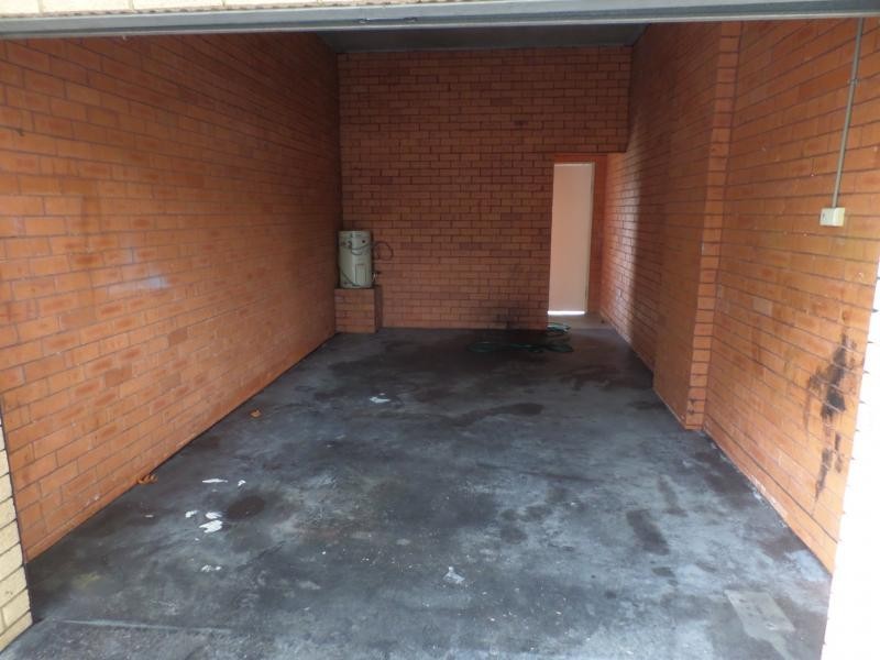 37 NELSON ST, Fairfield NSW 2165