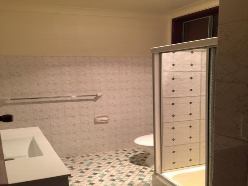 27A  Alexander Street, Smithfield NSW 2164