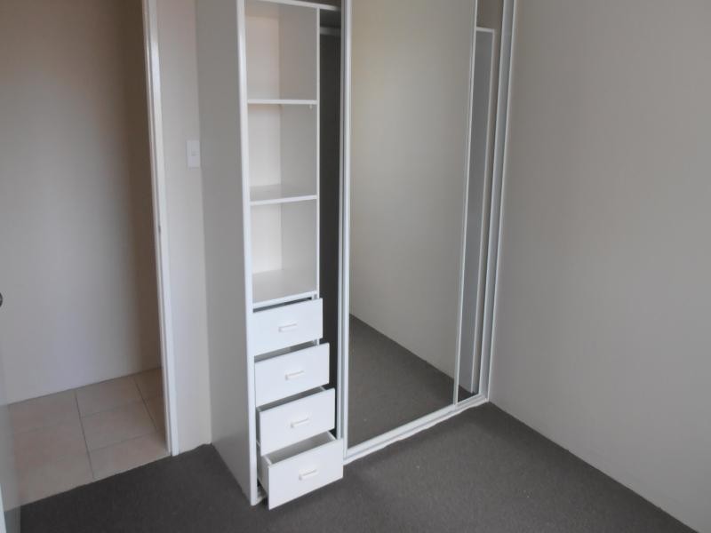 HAMILTON ROAD, Fairfield NSW 2165