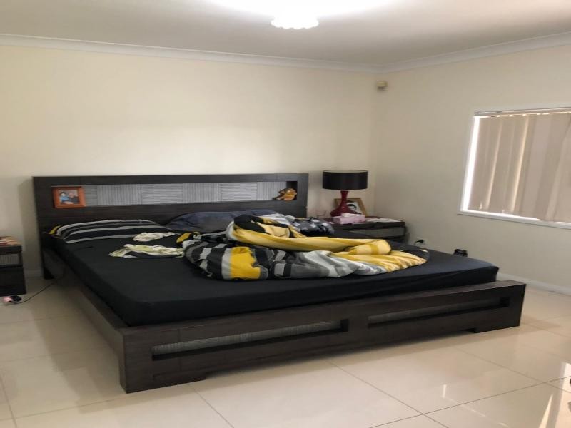 Bodalla st, Fairfield Heights NSW 2165