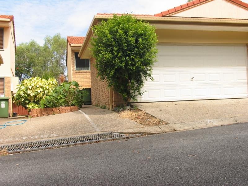 6 Crestridge Cres, Oxenford QLD 4210