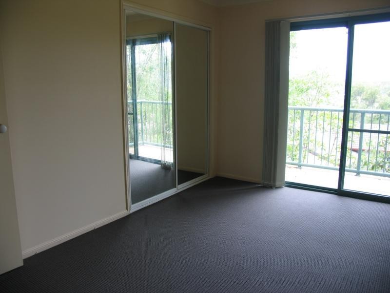 6 Crestridge Cres, Oxenford QLD 4210