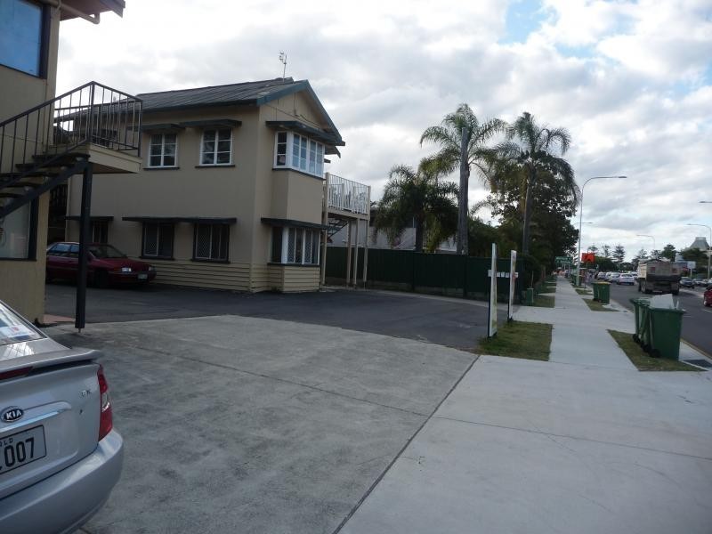 146 Frank St, Labrador QLD 4215