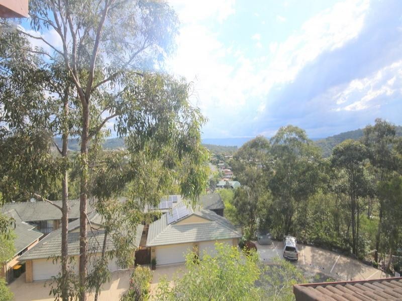 6 Crestridge Cres, Oxenford QLD 4210