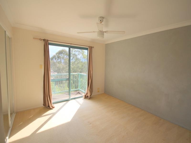 6 Crestridge Cres, Oxenford QLD 4210