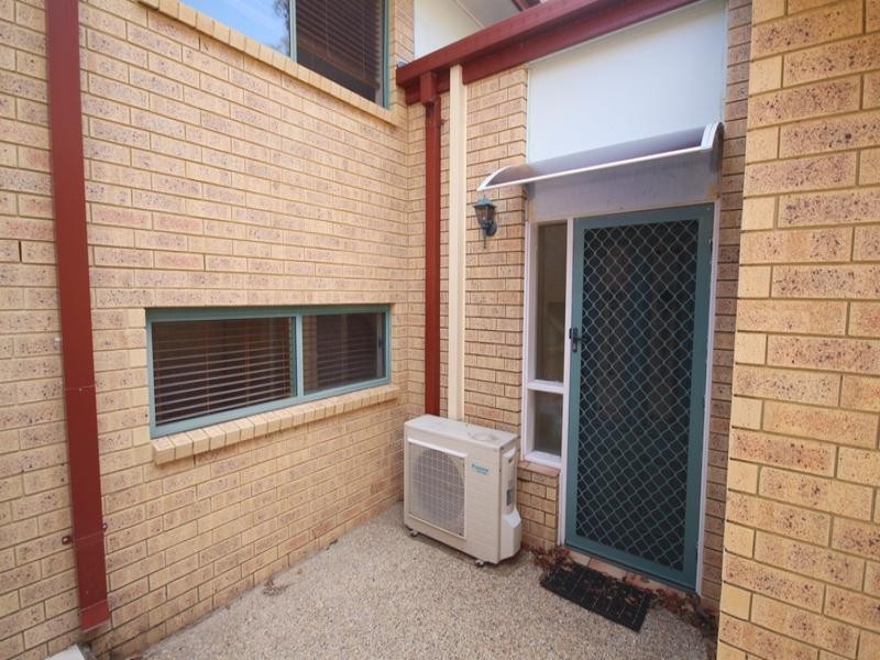 6 Crestridge Cres, Oxenford QLD 4210