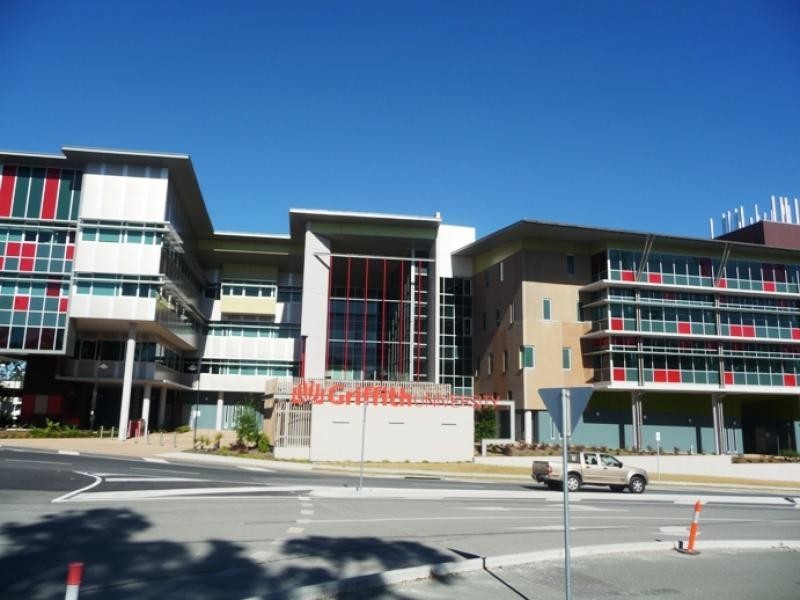 162 Johnston St, Southport QLD 4215