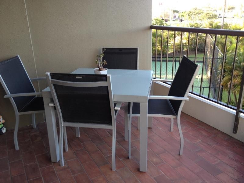 114 Marine Pde, Southport QLD 4215