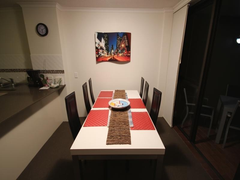 114 Marine Pde, Southport QLD 4215