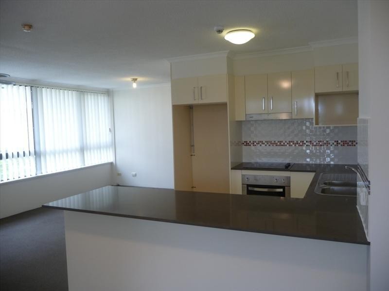 114 Marine Pde, Southport QLD 4215