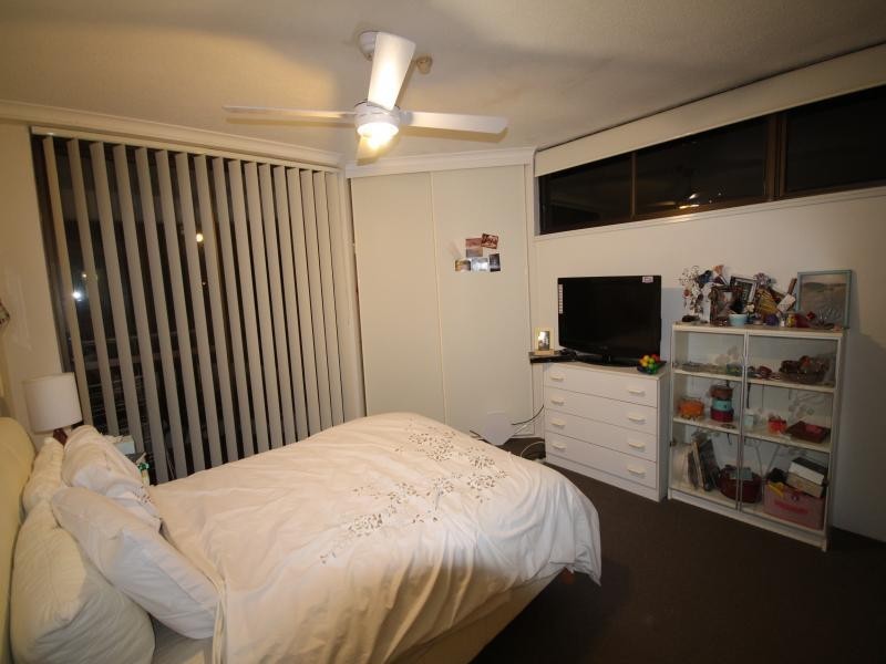 114 Marine Pde, Southport QLD 4215