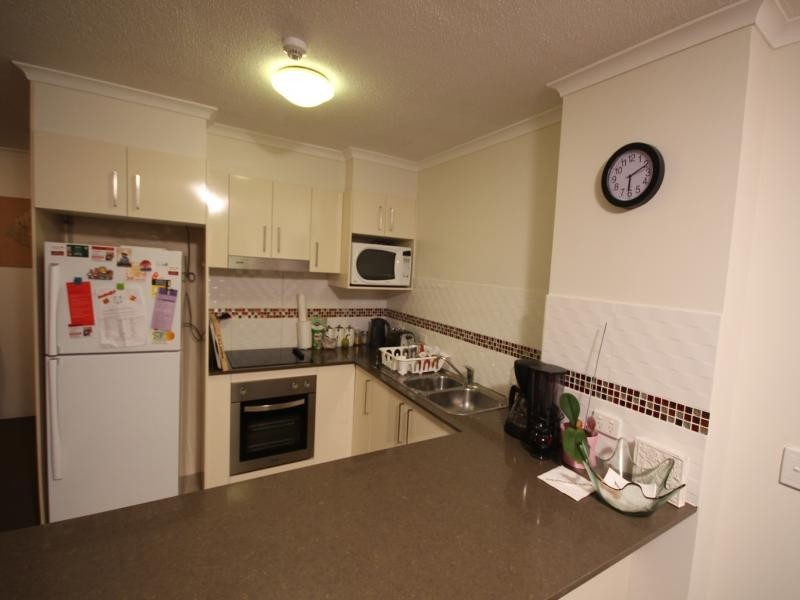 114 Marine Pde, Southport QLD 4215