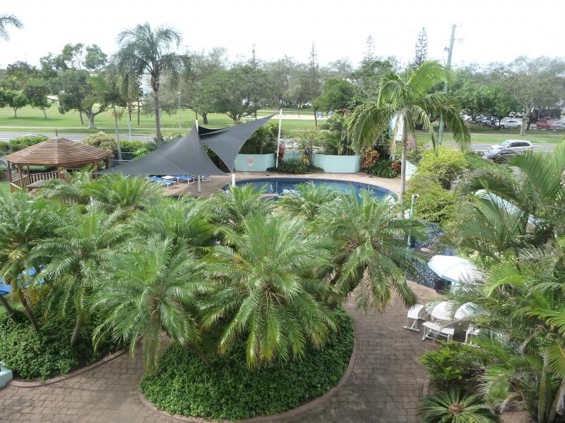 114 Marine Pde, Southport QLD 4215