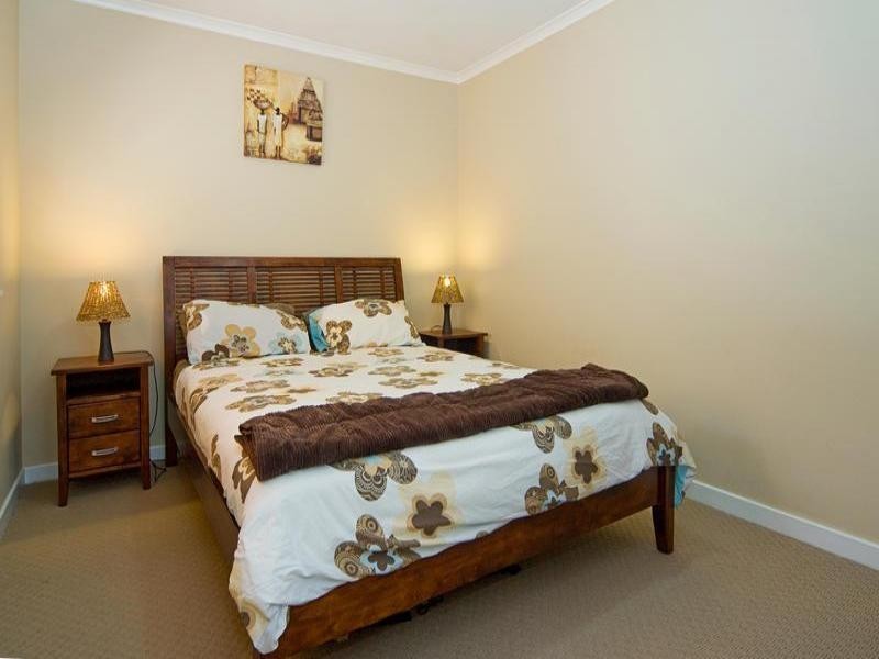 3 Marina Cres, Runaway Bay QLD 4216