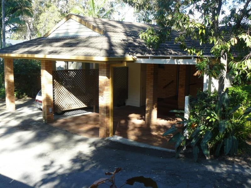 Southport Nerang Rd, Ashmore QLD 4214