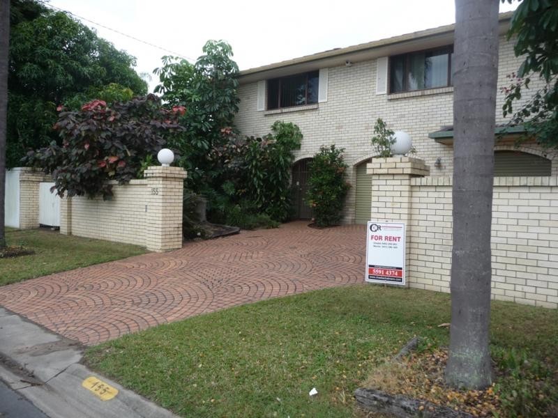 155 Monaco St, Broadbeach Waters QLD 4218
