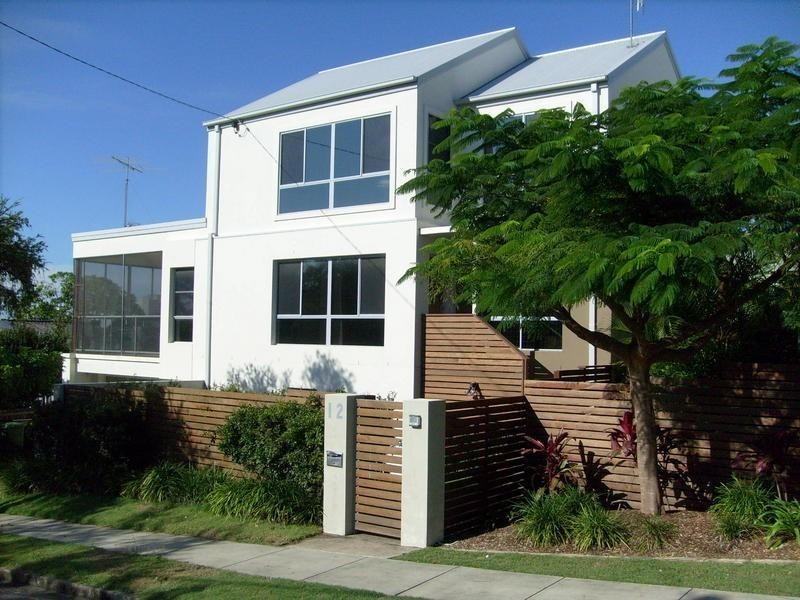 12 Locke St, Southport QLD 4215