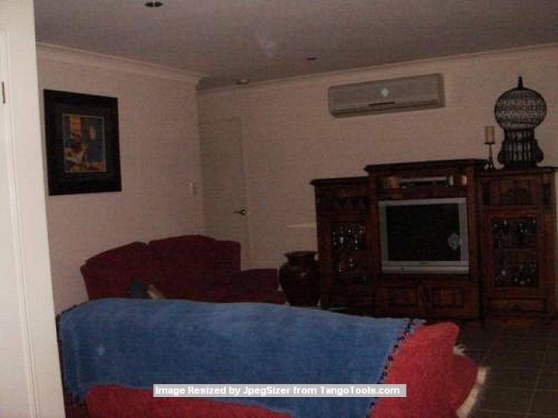 12 Locke St, Southport QLD 4215