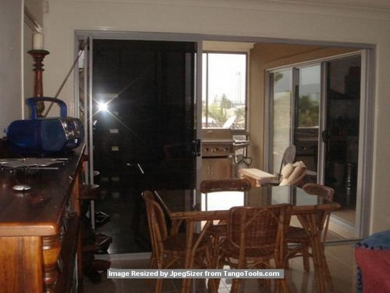 12 Locke St, Southport QLD 4215