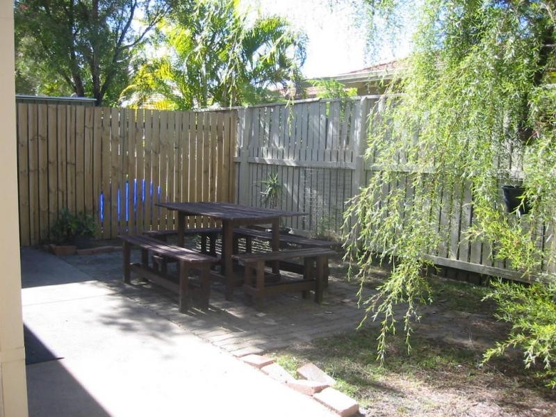 111 Little Usher, Labrador QLD 4215