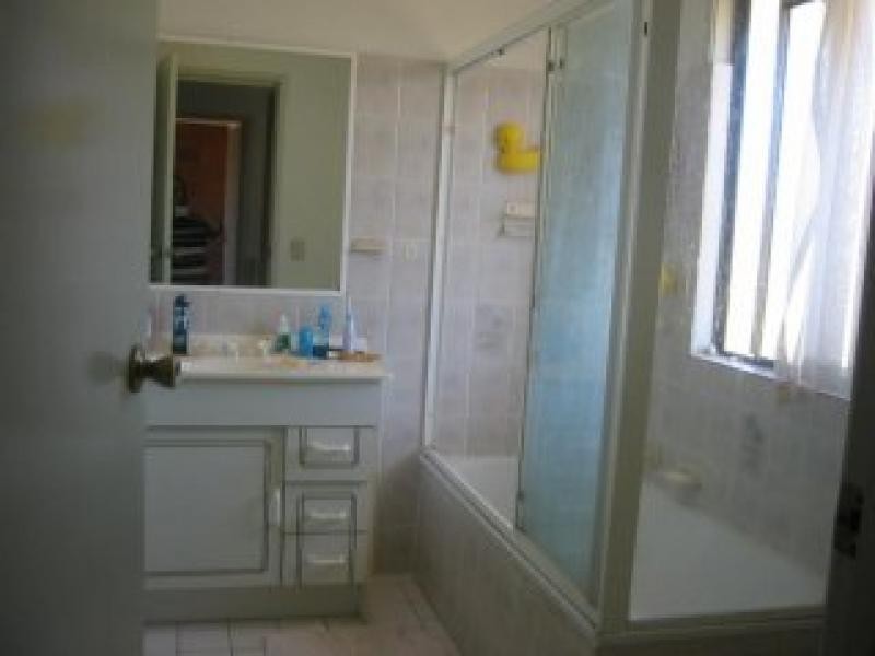 111 Little Usher, Labrador QLD 4215