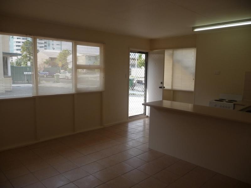 146 Frank St, Labrador QLD 4215