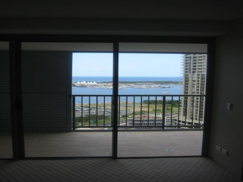 233/105 Scarbourough St, Southport QLD 4215