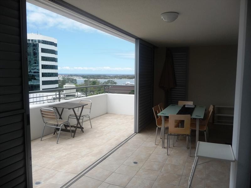 233/105 Scarbourough St, Southport QLD 4215