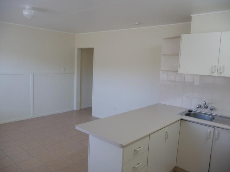 6/144 Frank St, Labrador QLD 4215