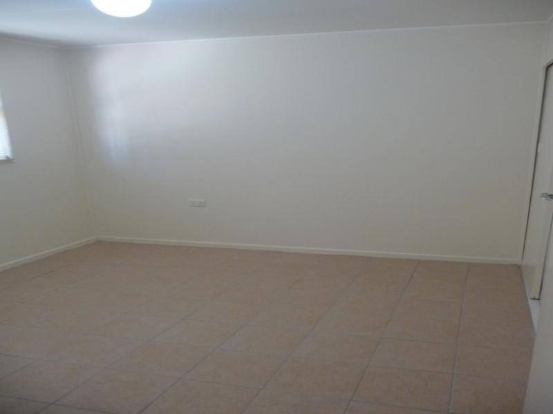 6/144 Frank St, Labrador QLD 4215