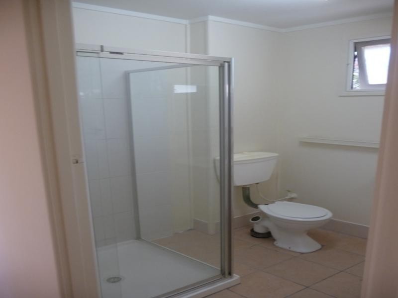 6/144 Frank St, Labrador QLD 4215